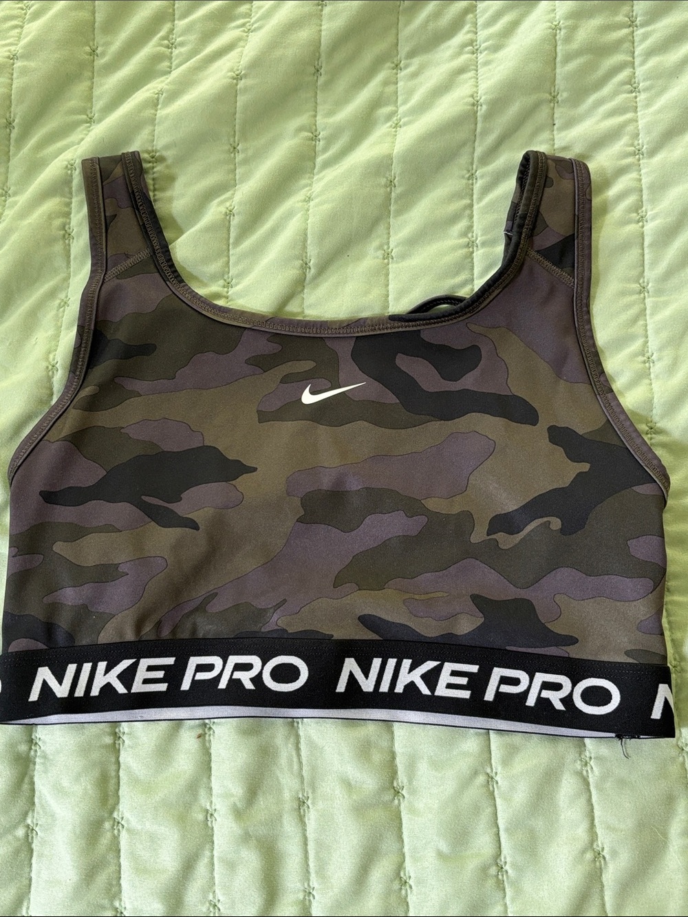 Nike Pro swoosh sports bra camo size large
